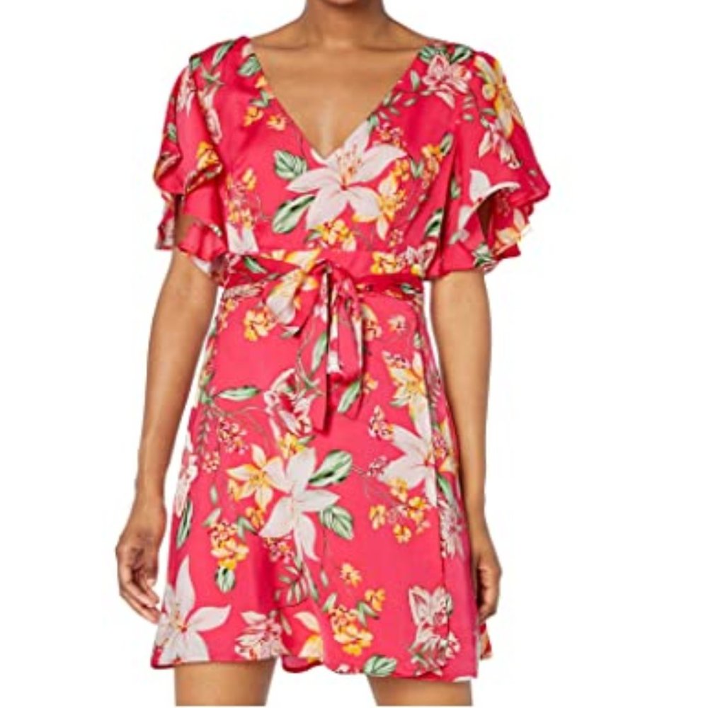 NEW BB Dakota Pink Trending Tropic Floral Dress